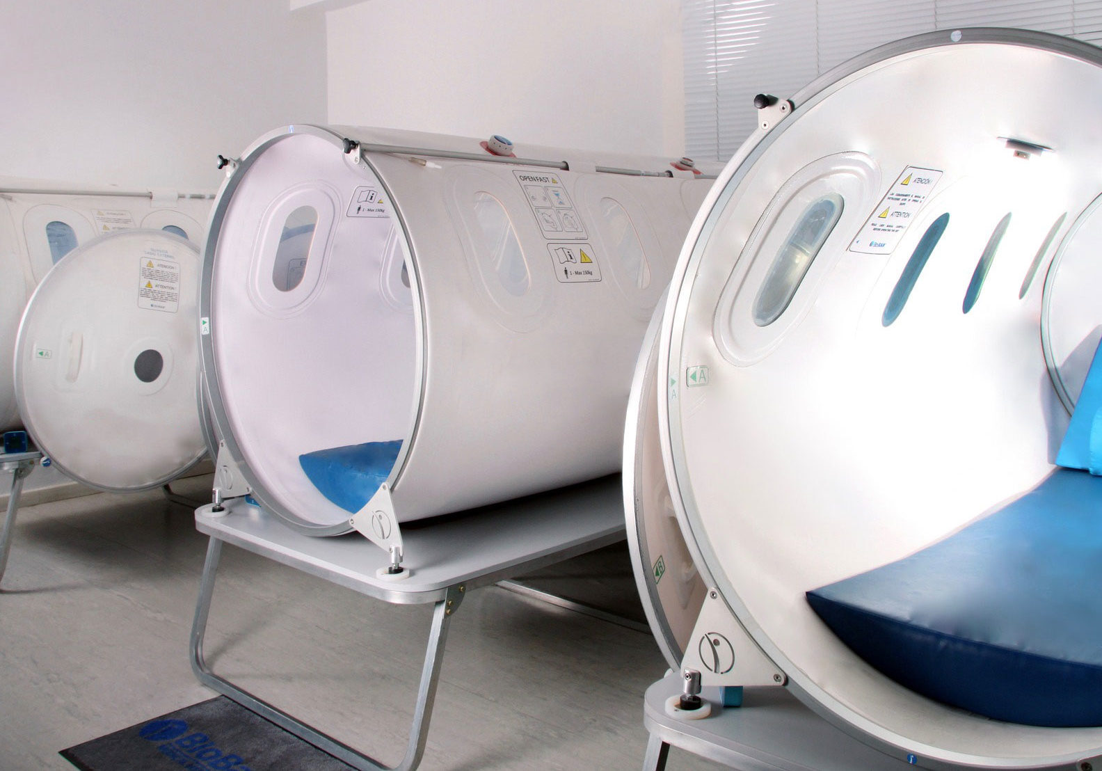 Hyperbaric-Chambers-(No-Logos)